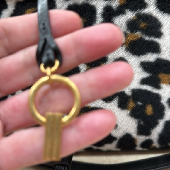 TORY BURCH LEE RADZIWILL SMALL LEATHER AND LEOPARD PRINT SHEARLING BAG - Picture 12 of 16